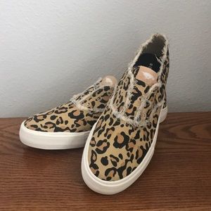 NWOB Rocket Dog slip ons